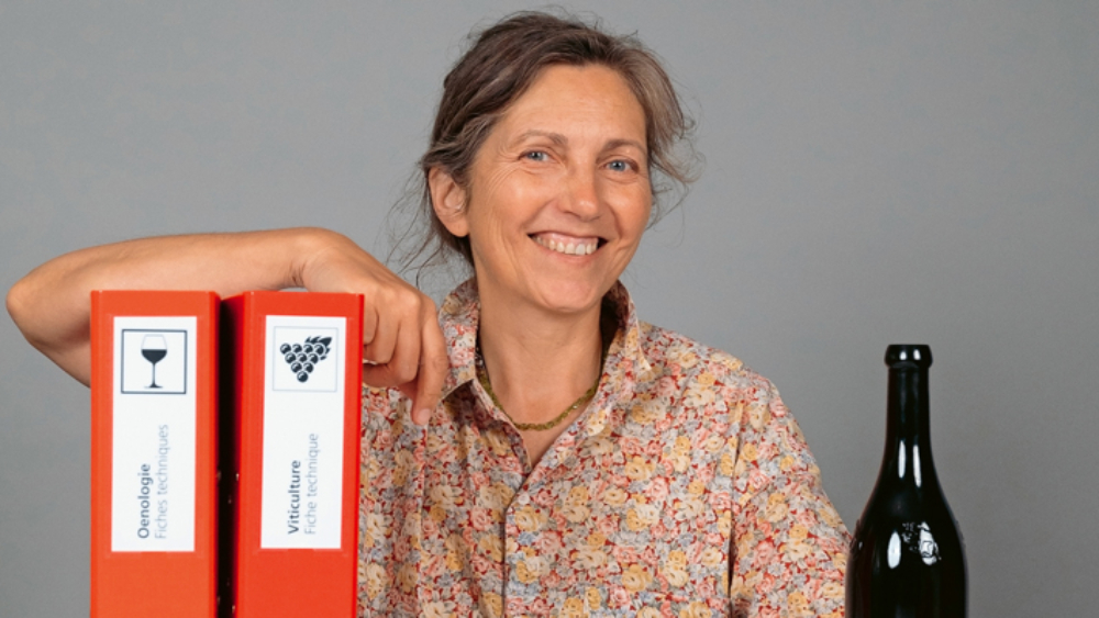 Nathalie Charles