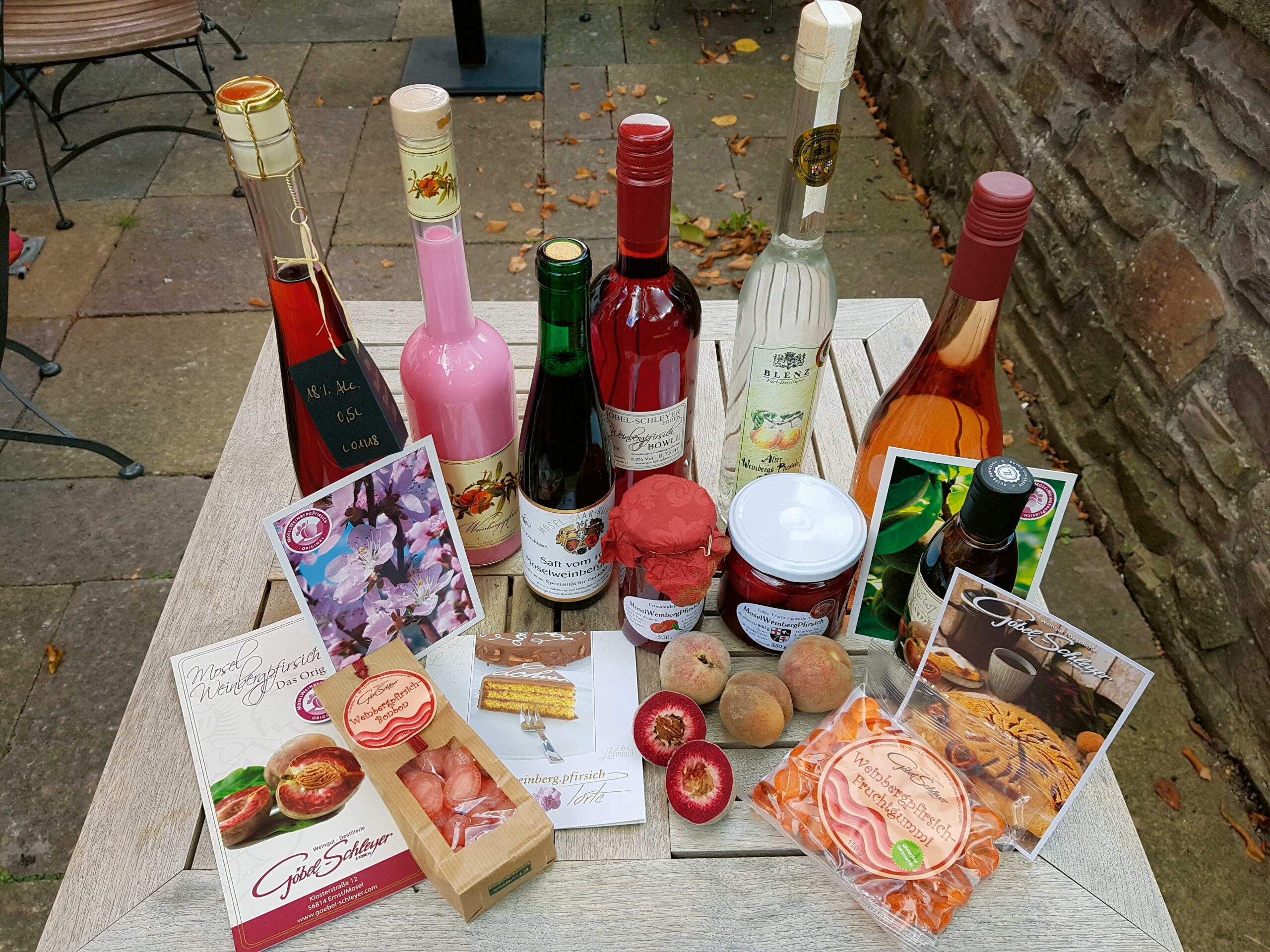 Pêche de vigne de Moselle : une gamme de produits étendue, également utilisée pour promouvoir le vin régional.