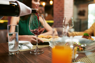 LES NOUVELLES TENDANCES AUTOUR DU VIN DANS LA RESTAURATION